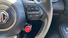 MG HS 1.5 T-GDI Trophy 5dr DCT Petrol Hatchback